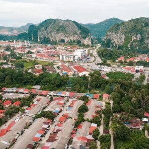 Ipoh Travel Guide: Food, Old Town, Cave Temples & Private Nightlife Ideas