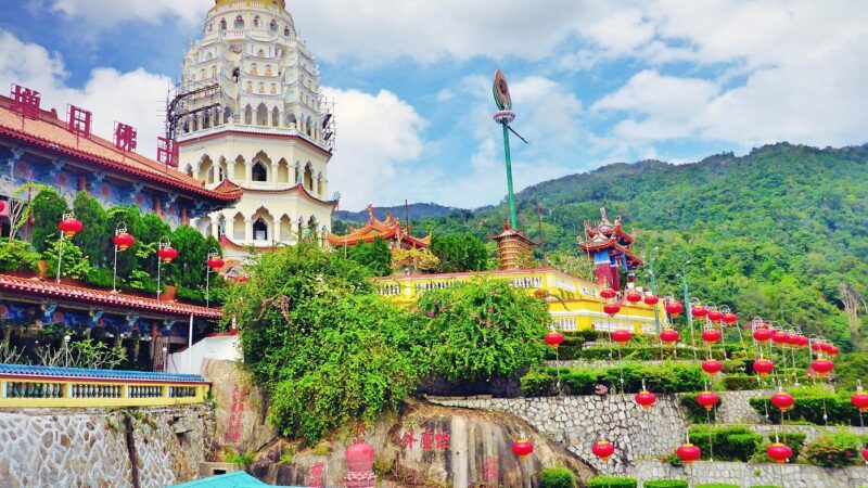 Penang Travel Guide for Adults: Food, Nightlife, Beaches and B2B Massage