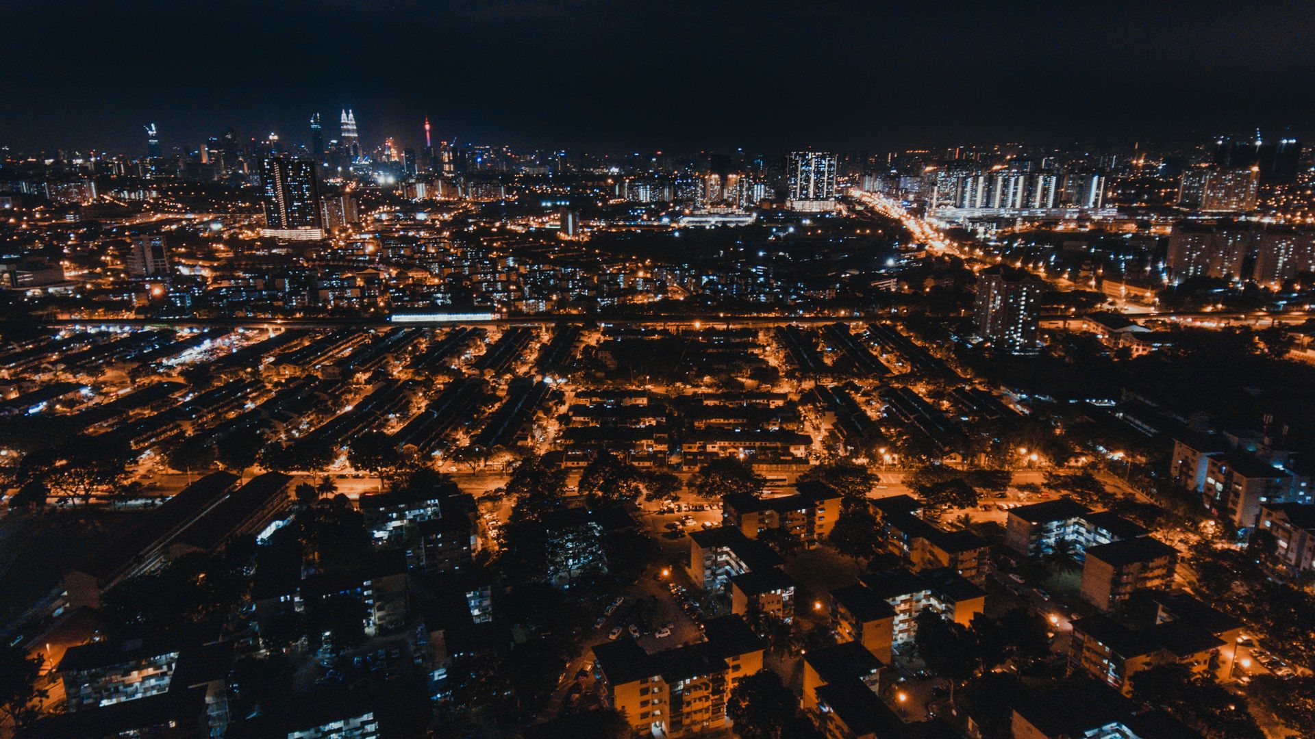 Petaling Jaya After Dark: A Local Guide to Food, Entertainment and Nightlife